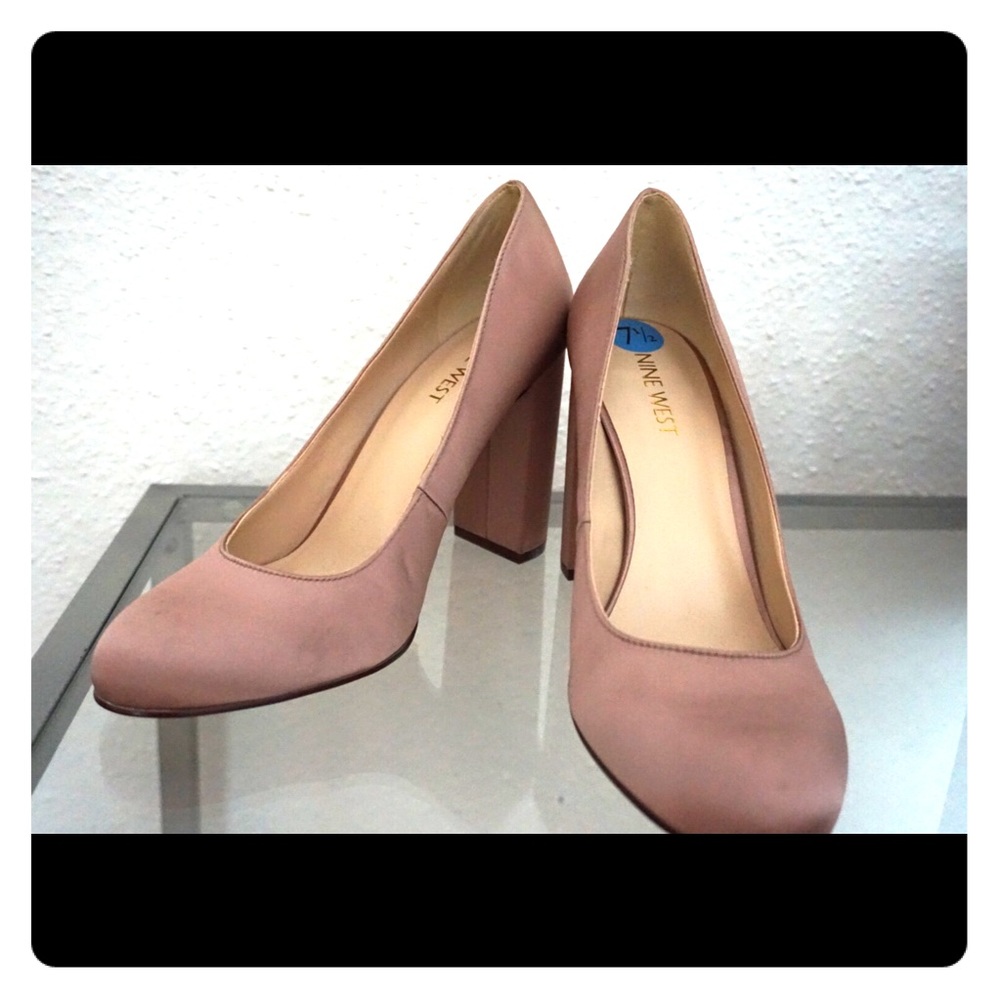 Round Toe Pink Heels